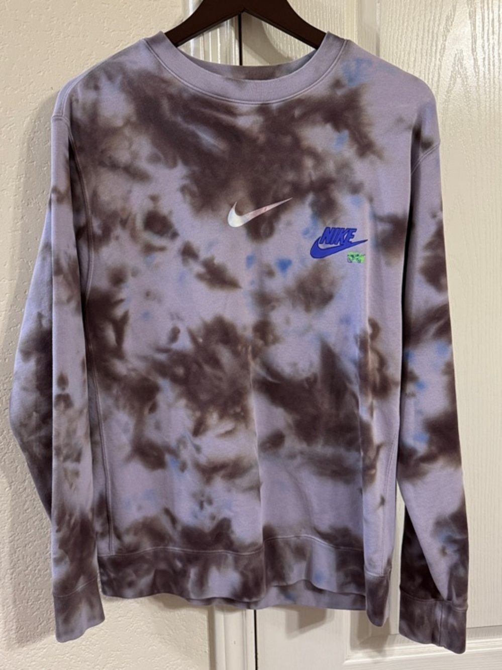 Nike Lavender and Brown Tie-Dye Crewneck Sweatshirt Men’s Size Medium
